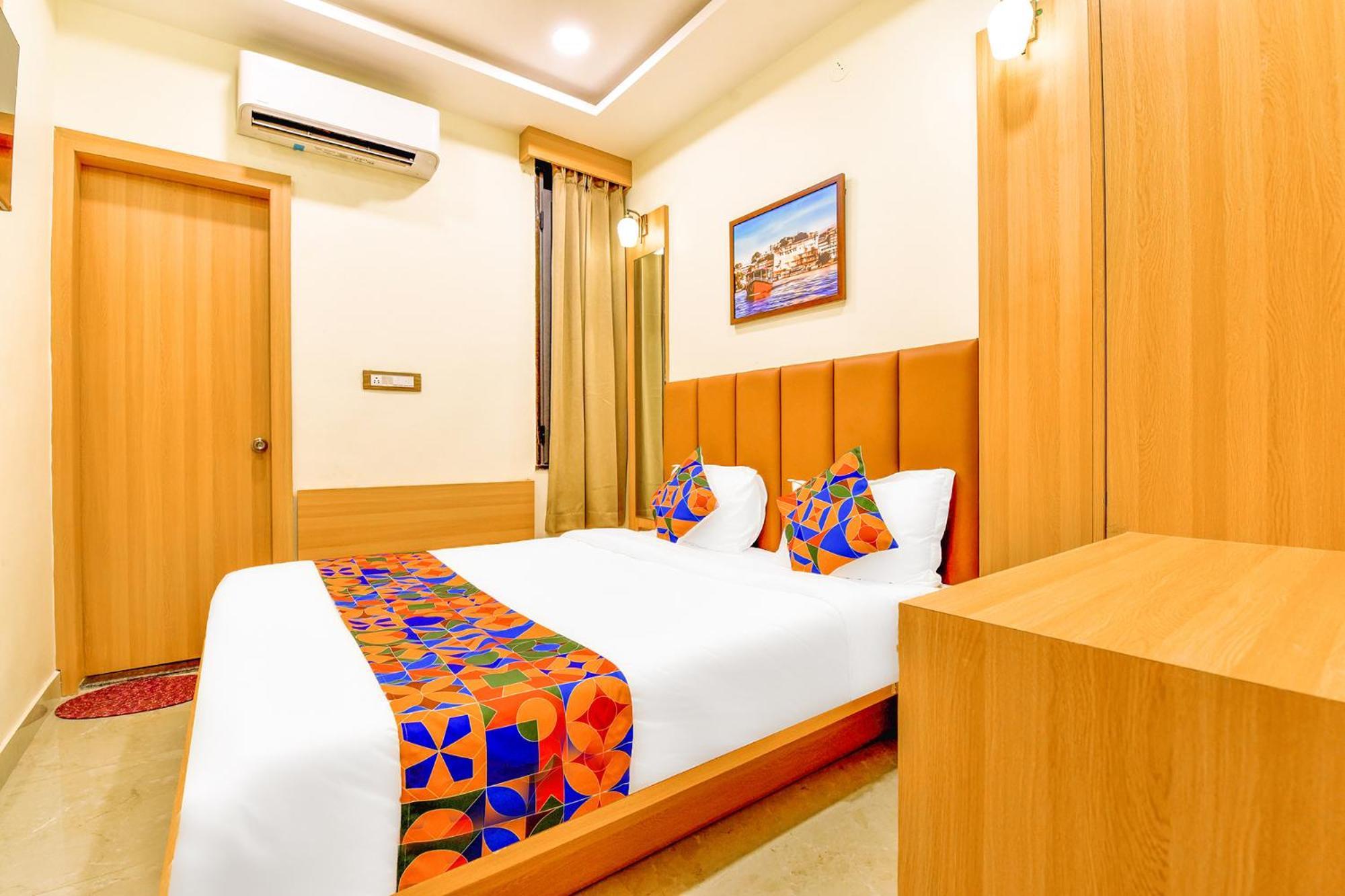 Fabexpress Mewar Shine Hotel Udaipur Exterior foto