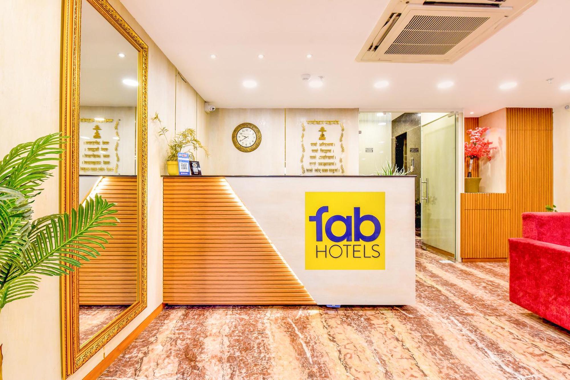 Fabexpress Mewar Shine Hotel Udaipur Exterior foto