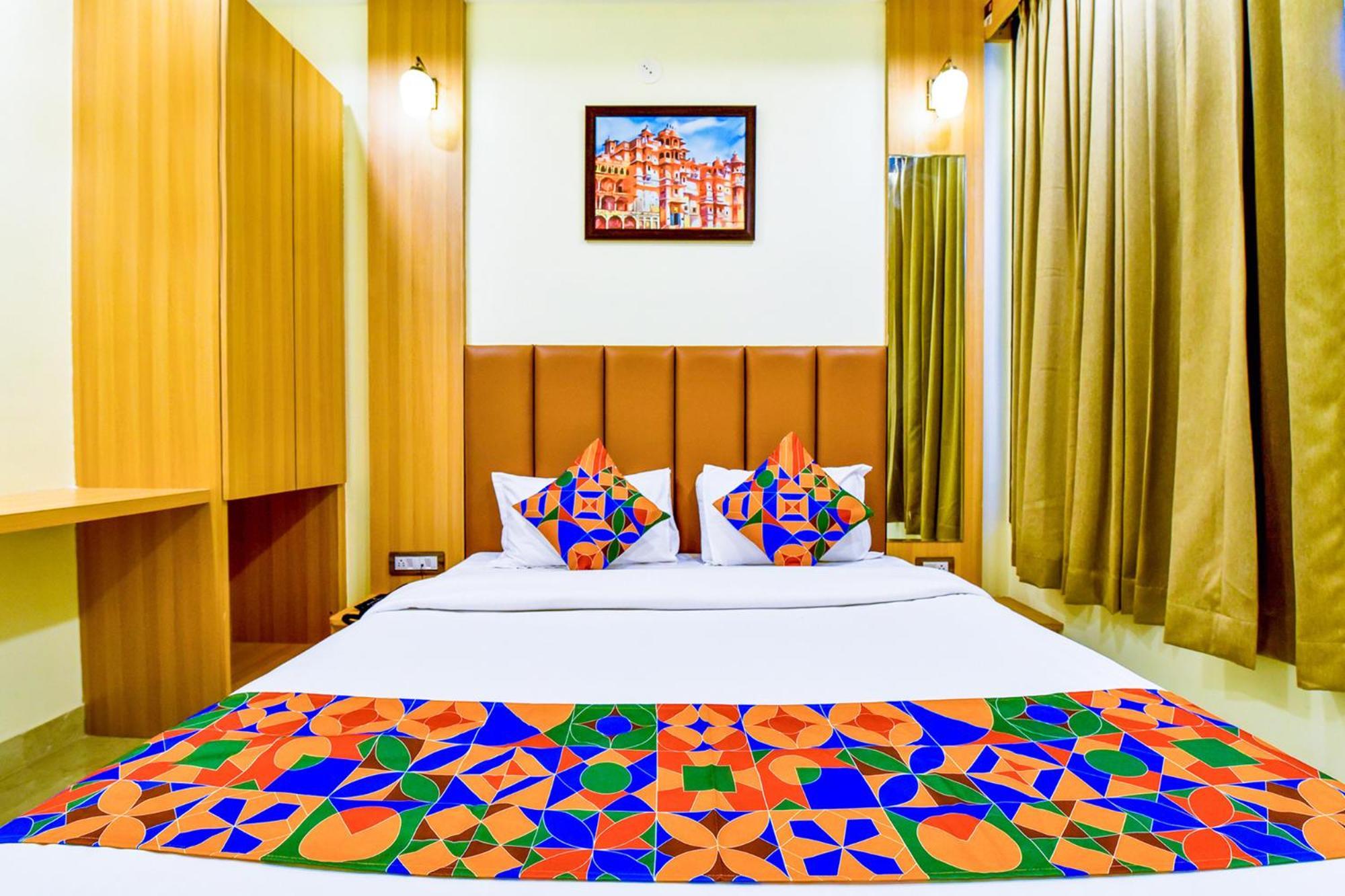 Fabexpress Mewar Shine Hotel Udaipur Exterior foto