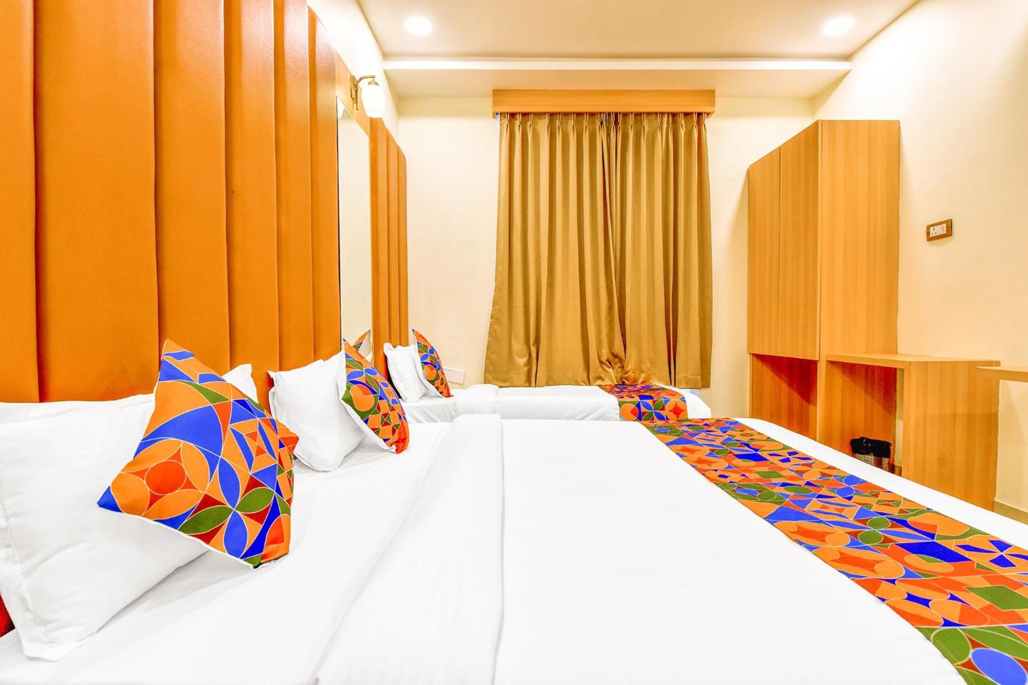 Fabexpress Mewar Shine Hotel Udaipur Exterior foto